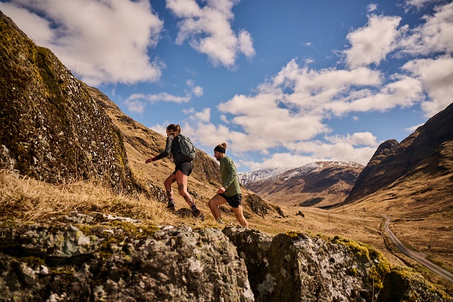 TREKKING CON COMPRESSIONE